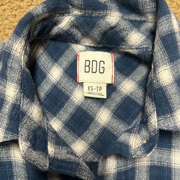 BDG women’s flannel shirt. XS - Picture 2 of 7